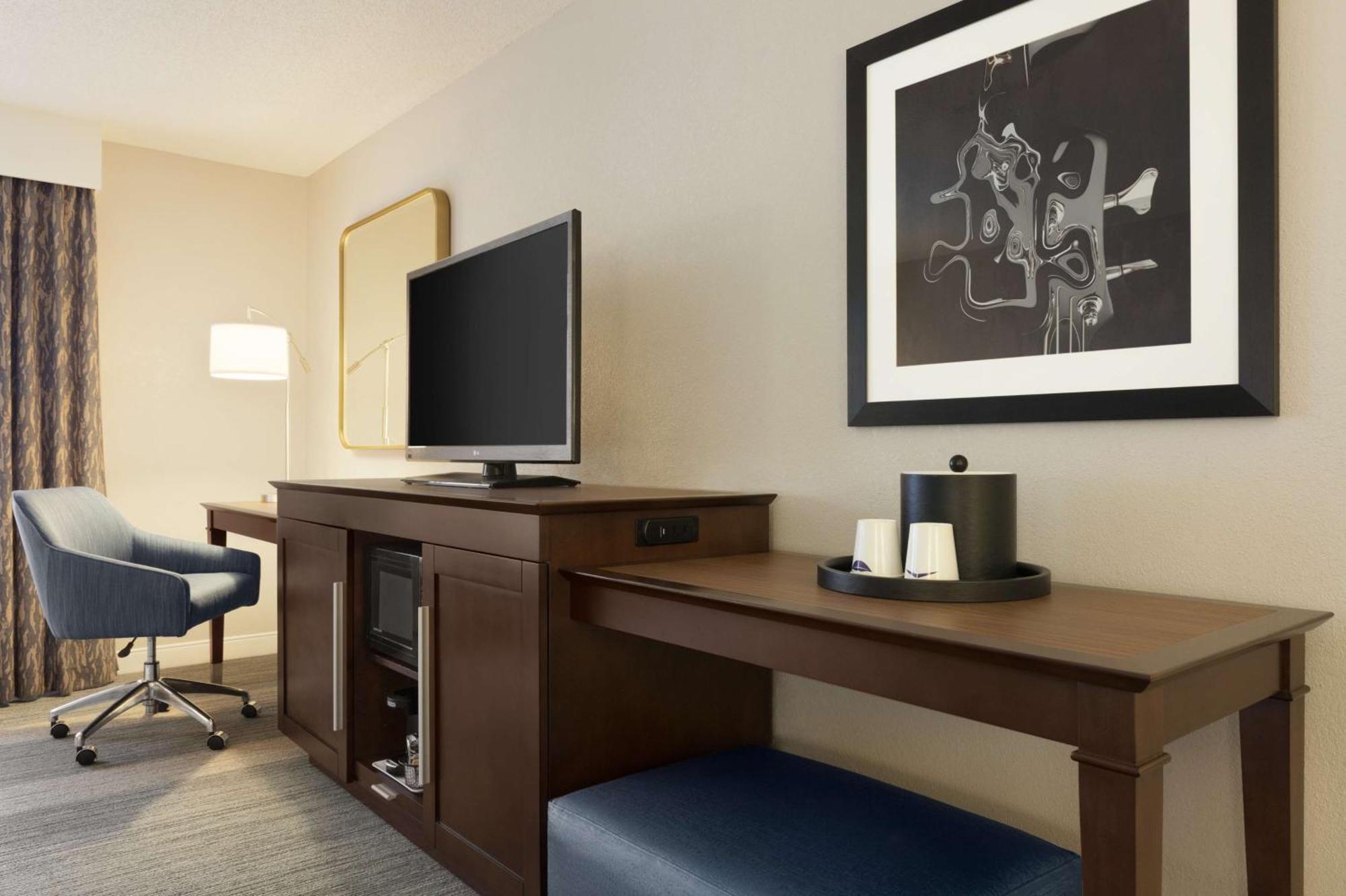 Hampton Inn & Suites Nashville-Downtown Extérieur photo