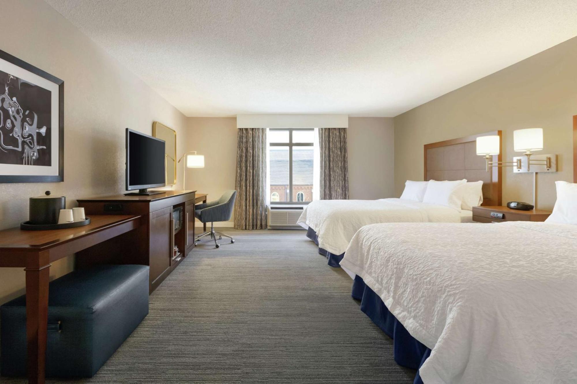 Hampton Inn & Suites Nashville-Downtown Extérieur photo